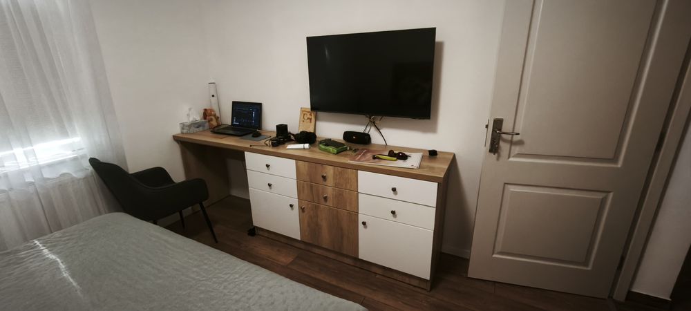 Executam mobila la comanda