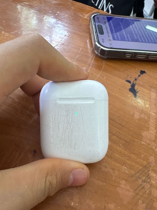 Airbuds SE,версия аирподс 2
