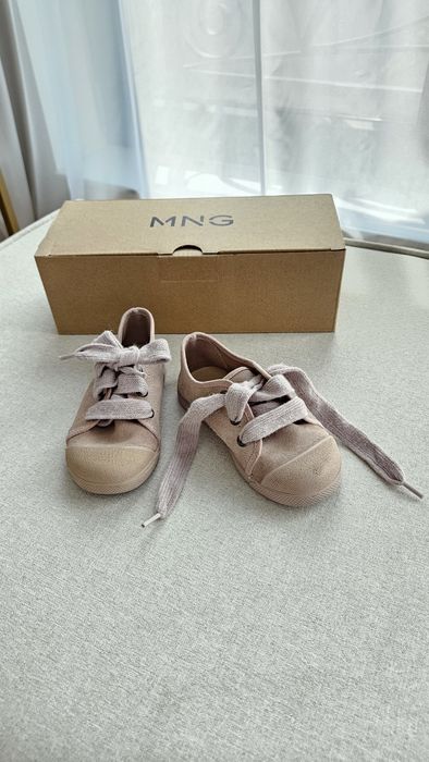 MANGO естествена кожа гуменки 24 номер