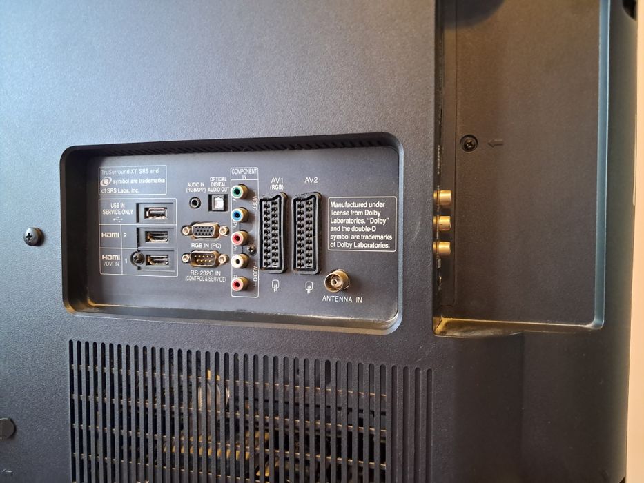 Televizor LCD LG  94cm 37LH3000