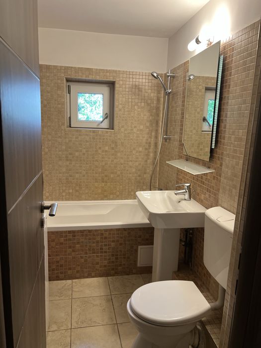 Vand apartament 2 camere Lujerului
