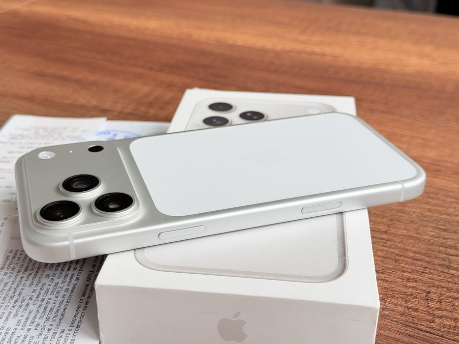 iPhone 17 Pro Max гаранция Технополис!!!
