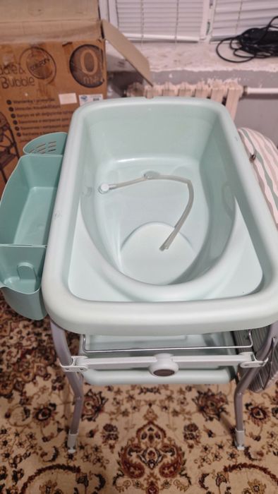 Ванночка с подставкой + манеж для малыша