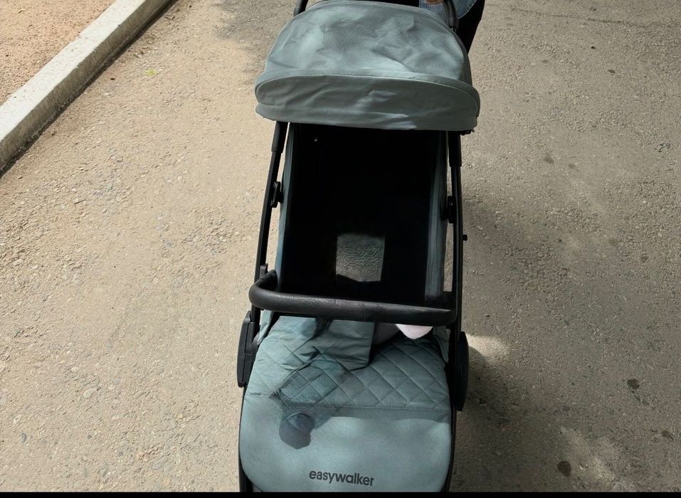 Коляска прогулочная Easywalker Jackey