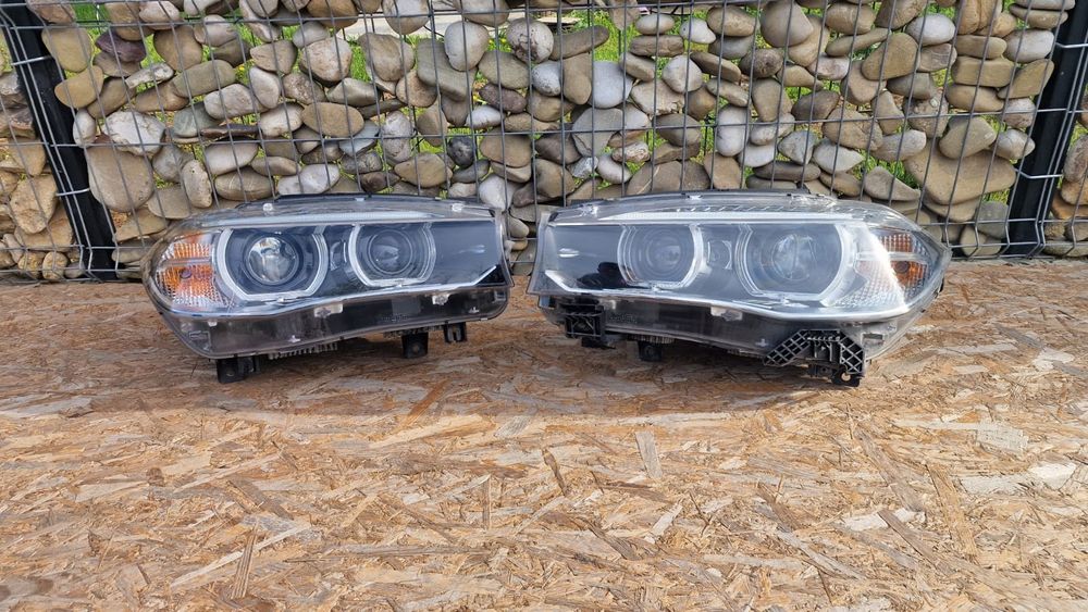 Far faruri stanga dreapta bmw x5 f15 x6 f16 bi xenon originale