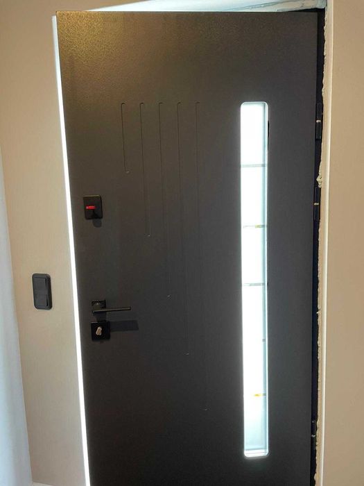 Usa intrare casa Fort P