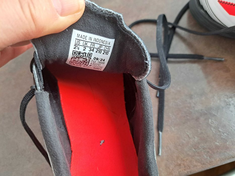 детски стоножки,маратонки,спортни футболни обувкиAdidas,адидас,34