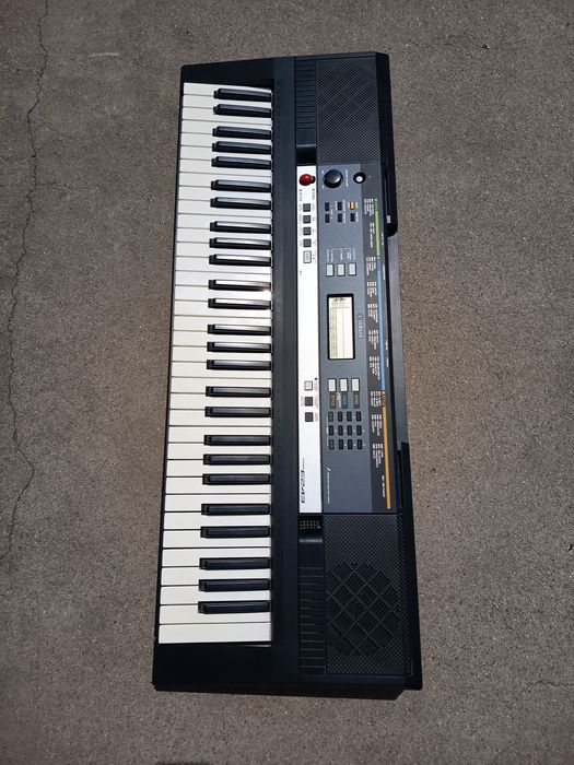 Orga Yamaha Funcțională Că Noua Oferta