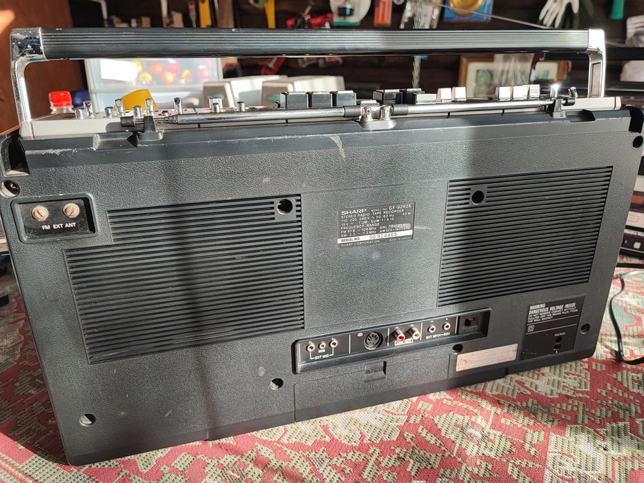 Radiocasetofon SHARP GF-9292X