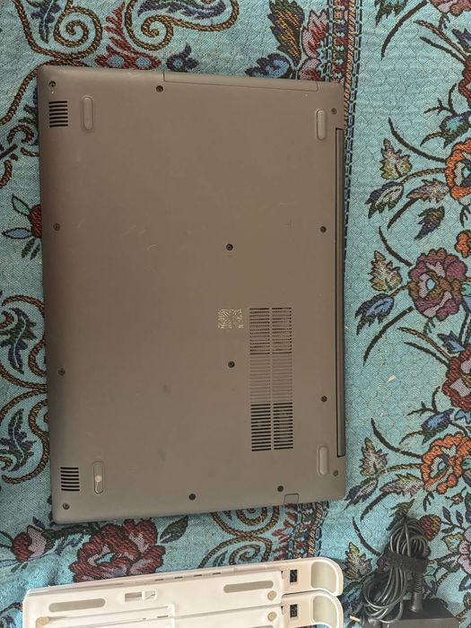 Ноутбук Lenovo ideapad 330