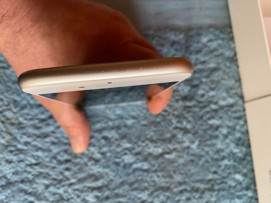 Iphone 7,Silver,32GB,88% капацитет на батерията