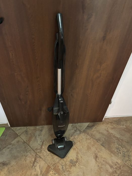 Прахосмукачка Zilan - вертикална