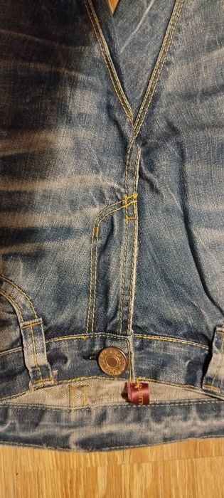 Продам мужские джинсы