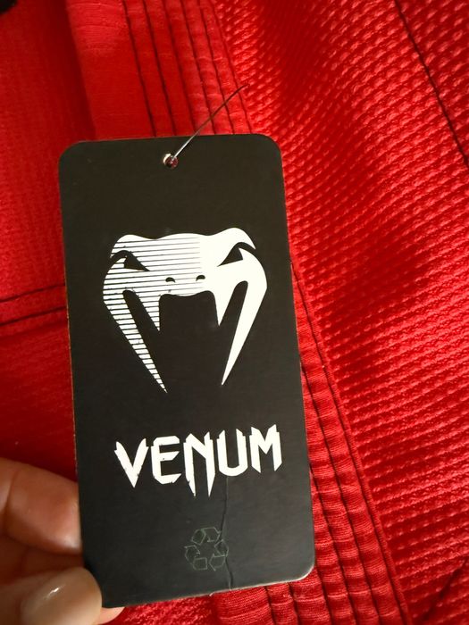 Venum Challenger XT BJJ Gi Kimono A2 – Червено, Чисто Ново