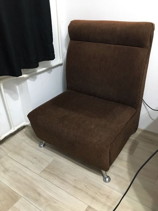 Кресло срочно продам