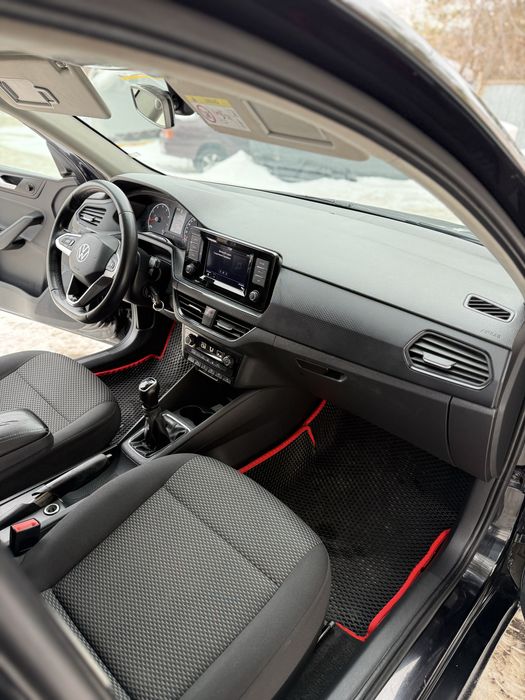 Volkswagen POLO 2021