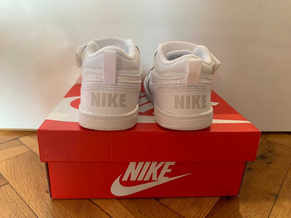 Нови детски кецове. N-22 стелка - 14см.