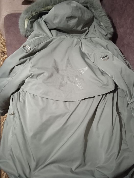 ПРОДАМ пуховик женский.