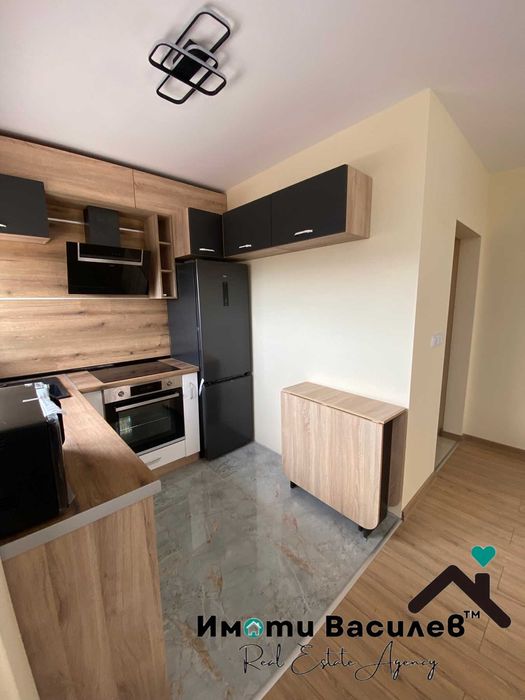 Дава се под наем  в София, Център - 84 кв.м за 648.21 € - Снимка #1
