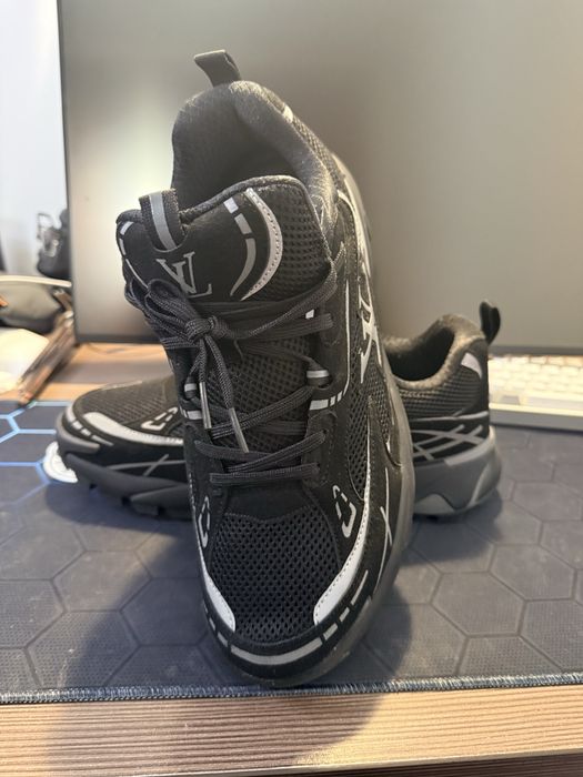Кроссовки Louis Vuitton Runner Tatic (Черные / Серые)