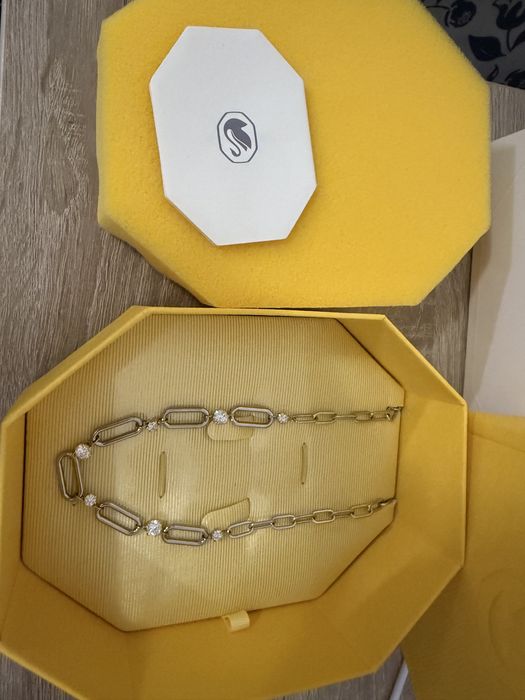 Колие Swarovski Constella
