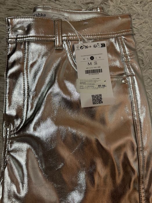 Нов металически панталон