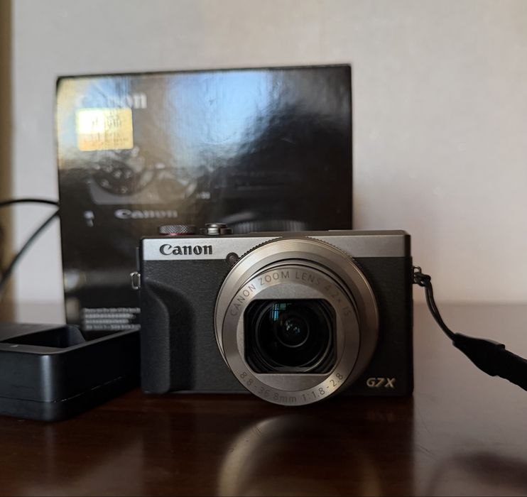 Canon PowerShot G7X Mark III