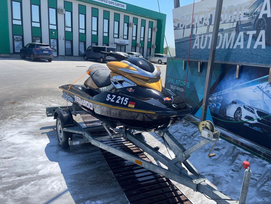 De vanzare - Sea-Doo RXT 215