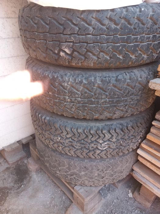 Vând roti de aro complete