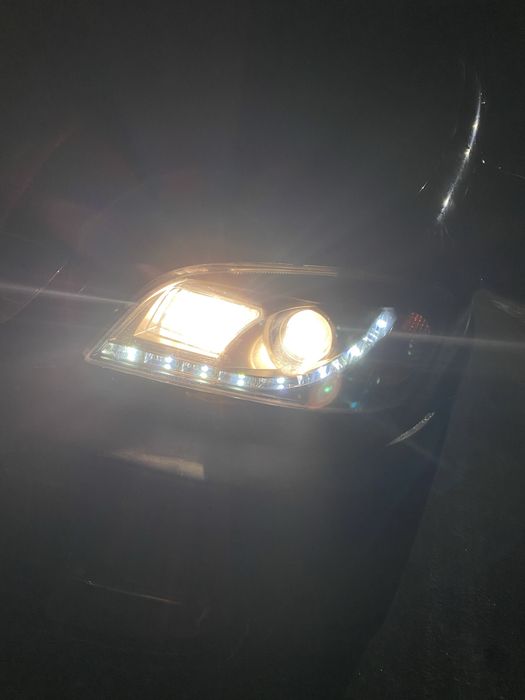 Vand Faruri Opel Zafira
