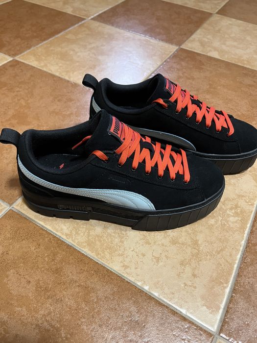 Продавам спортни обувки Puma и Replay
