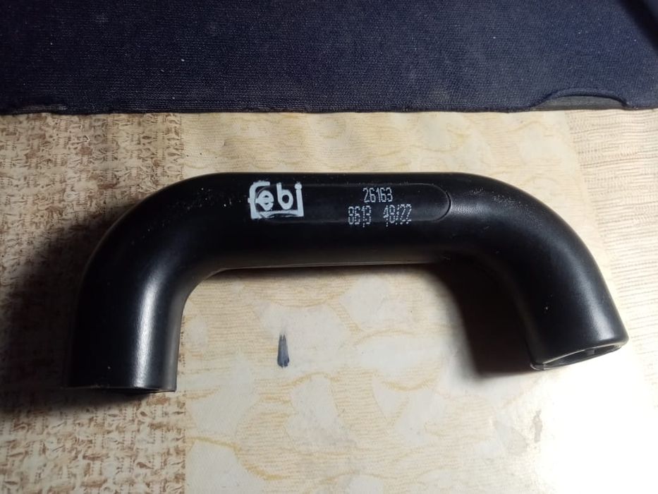 Шланг сапуна мерседес 102 двигатель