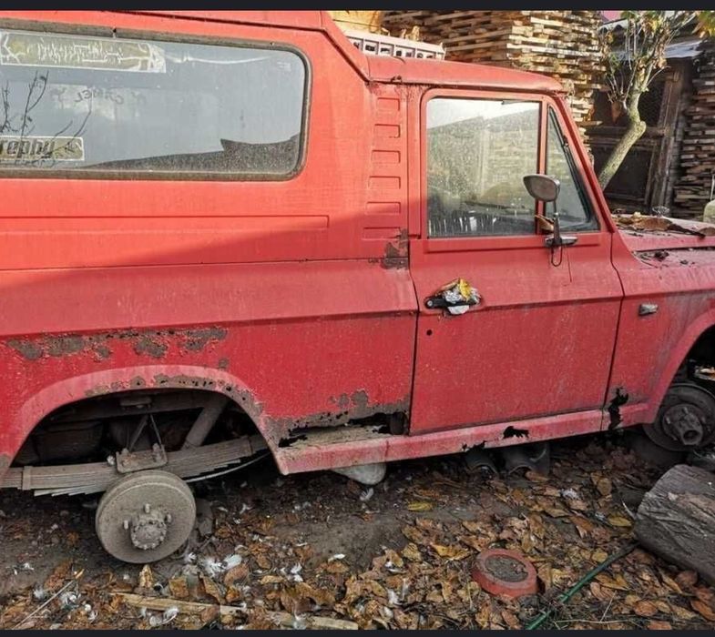 Vand Aro 243 pentru piese