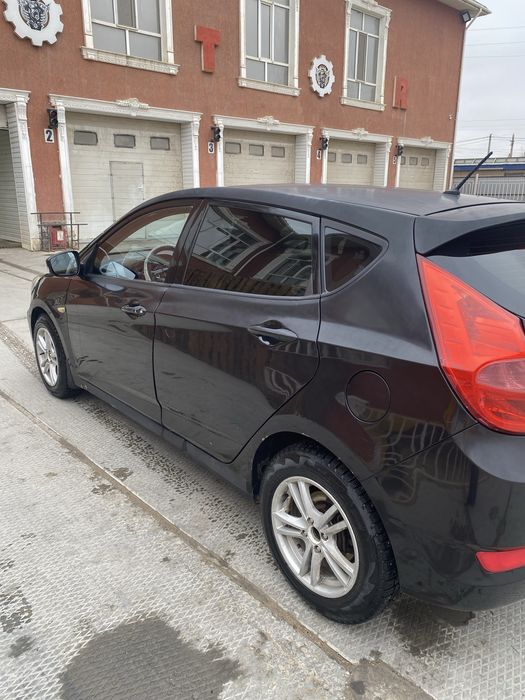 хундай солярис 2012