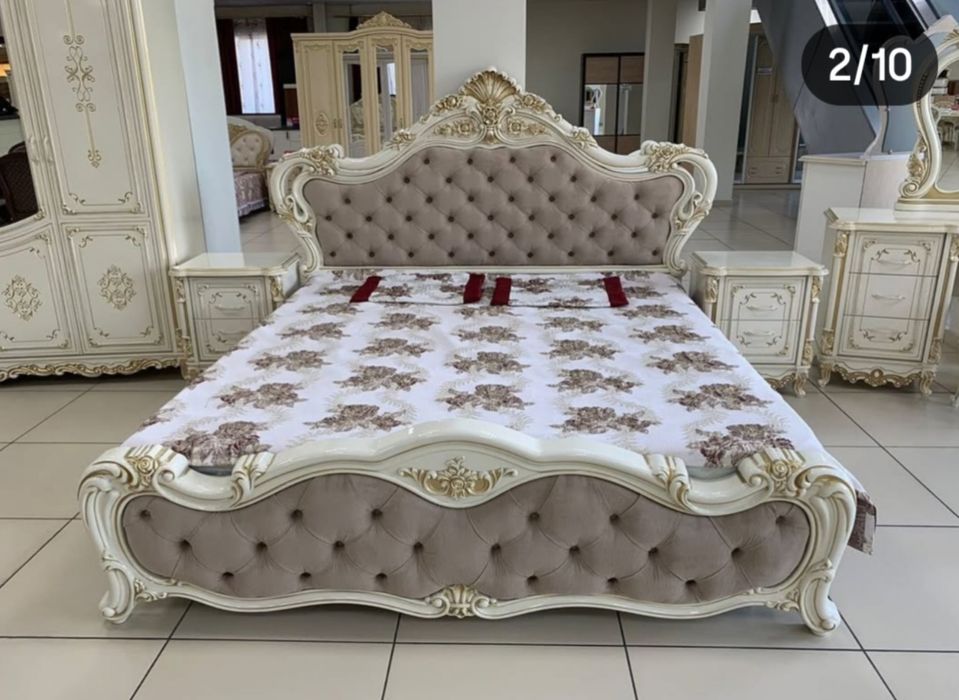 Спальный гарнитур