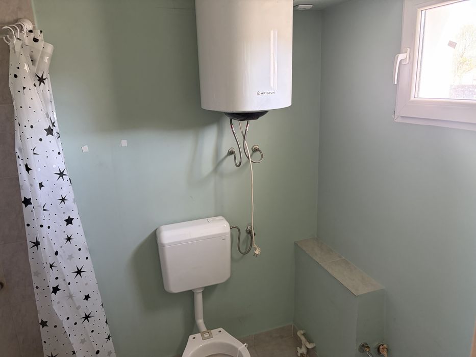 Vand apartament 1 camera la casa