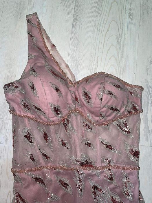 Абитуриентска рокля