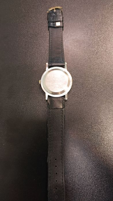 Винтажные наручные часы «Победа», произведённые в СССР.