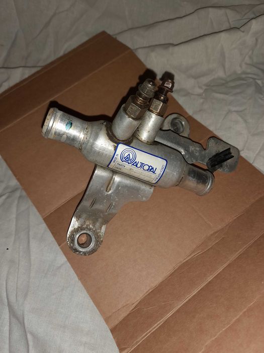 Vand piese din demontarea motor 1.8 tdci 100 cp an 2004