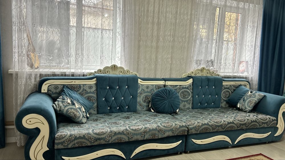 Продам,диван срочно