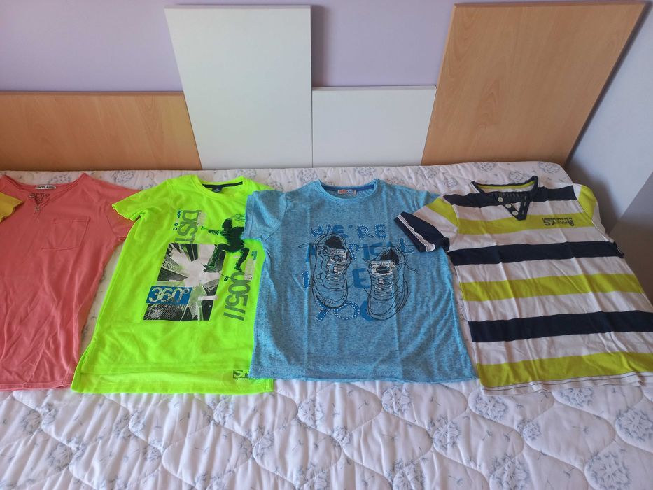 Продавам тениски и  бермуди за момче