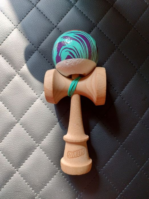 Kendama SWEETS Grain Split - Laser Tag