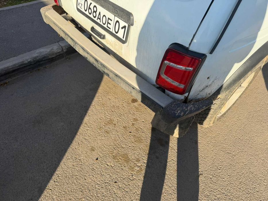 Продам ниву 21214