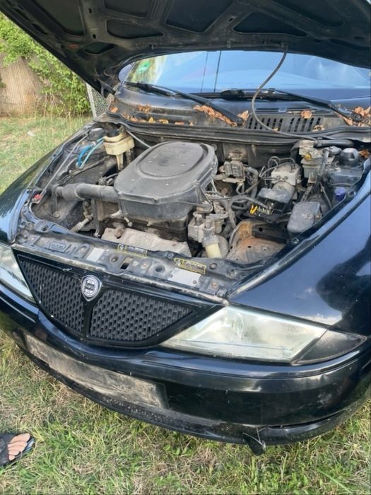 На части! Lancia Ypsilon 1.2 8v 60 конски сили