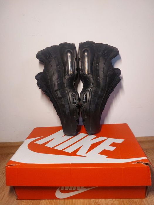 Adidasi Nike air max 95