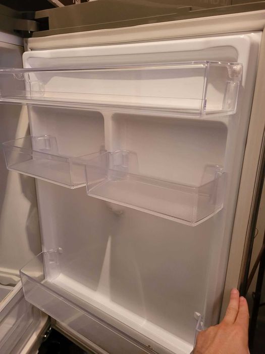 Vand Frigider Samsung