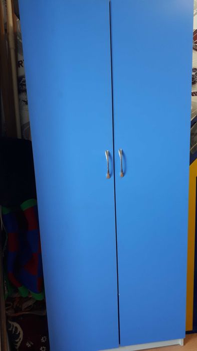 Продам мебель в детскую