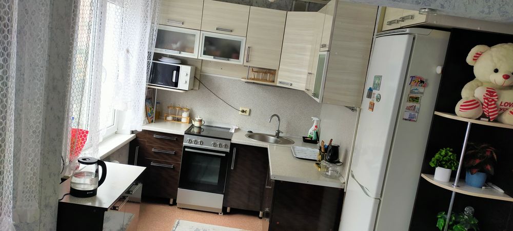 Продам кухонный гарнитур.