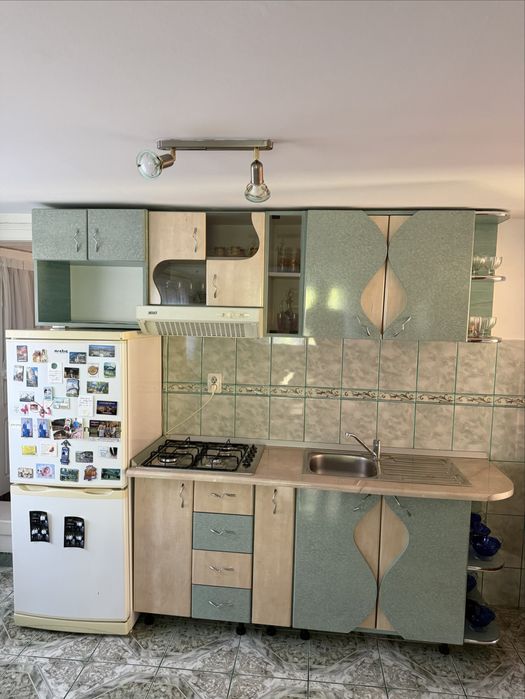 Vând mobila de salon/bucătarie