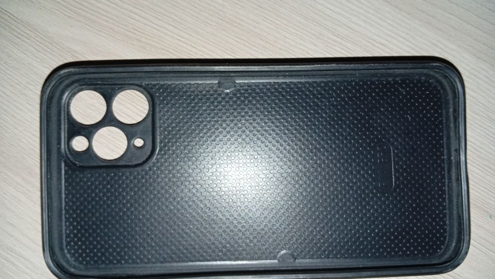 Чехлы 11 про 4 вида